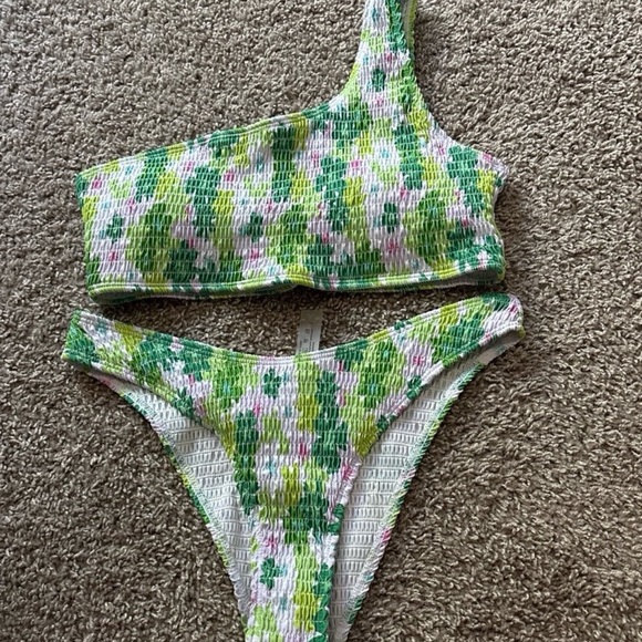 SHEIN Other - SHEIN Green Floral One-Shoulder Bikini